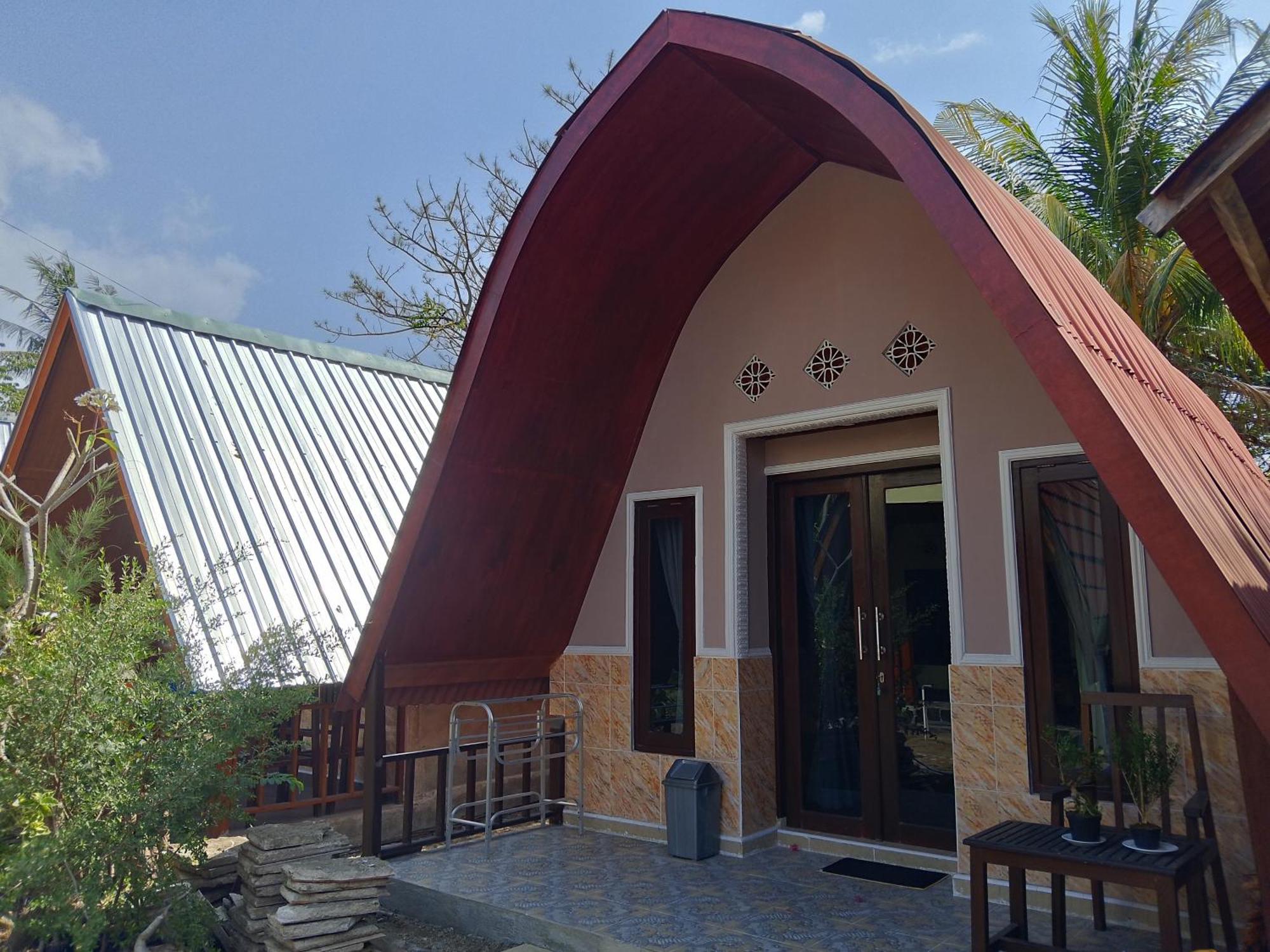Two One Bungalow Гили Мено Екстериор снимка