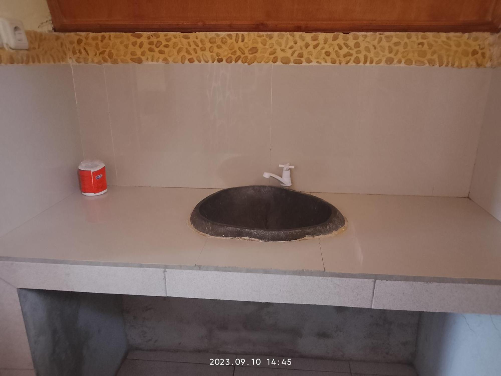 Two One Bungalow Гили Мено Екстериор снимка